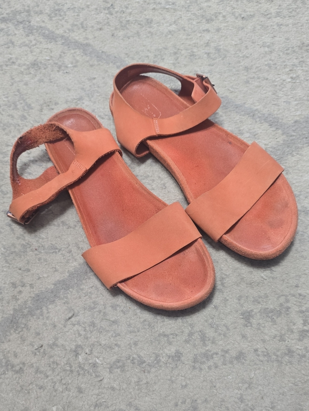 Clarks Originals Dusty Soul Leather Ankle-Strap Sandals in Rust Brown Sz 9.5